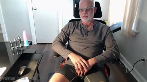 wasted_daze_ online show from December 13, 7:53 pm