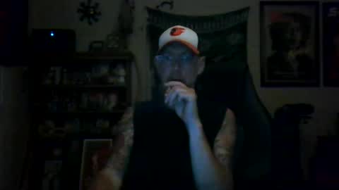 Snapshot of waterfire420 chatting on January 3, 2:32 am waterfire420 online show from January 3, 2:32 am