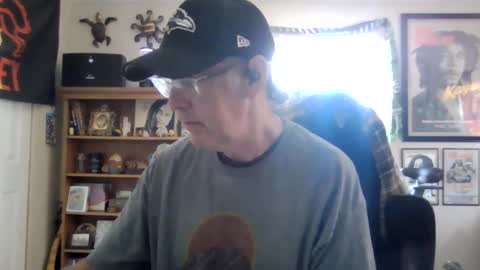 Snapshot of waterfire420 chatting on October 3, 8:25 pm waterfire420 online show from October 3, 8:25 pm