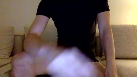 wave3210 online show from January 8, 5:07 pm