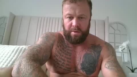 Snapshot of wazzathebull chatting on October 9, 12:43 pm wazzathebull online show from October 9, 12:43 pm