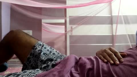 sexyguy online show from December 10, 7:58 am