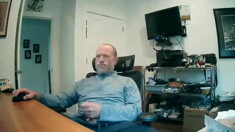 weseeyouwatching online show from October 31, 6:22 pm