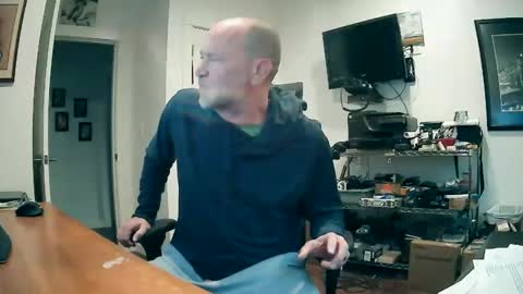 weseeyouwatching online show from November 24, 3:57 pm