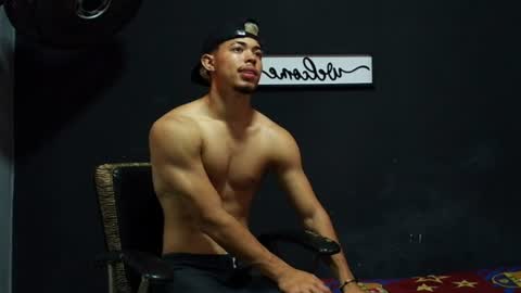 wesley_77 online show from July 3, 6:12 pm