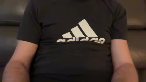 Snapshot of wet_adidasboy chatting on January 8, 9:34 pm wet_adidasboy online show from January 8, 9:34 pm