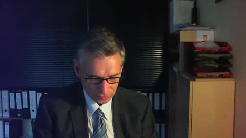 Snapshot of wetsuitedman chatting on September 9, 4:06 pm Franz online show from September 9, 4:06 pm