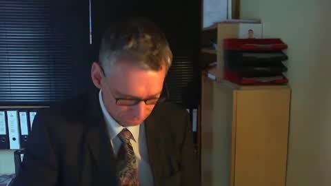 Snapshot of wetsuitedman chatting on March 10, 2:48 pm Franz online show from March 10, 2:48 pm