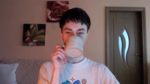 Tom online show from January 7, 10:09 am