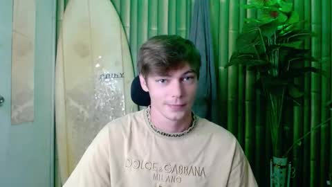 Snapshot of whiteboyinasia chatting on September 28, 8:56 am Christian online show from September 28, 8:56 am