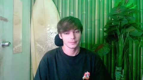 Snapshot of whiteboyinasia chatting on October 23, 1:14 pm Christian online show from October 23, 1:14 pm