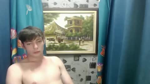 Snapshot of whiteboyinasia chatting on February 20, 4:39 am Christian online show from February 20, 4:39 am