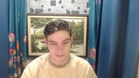 Snapshot of whiteboyinasia chatting on February 2, 3:10 am Christian online show from February 2, 3:10 am