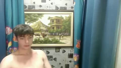 Snapshot of whiteboyinasia chatting on February 15, 2:58 am Christian online show from February 15, 2:58 am