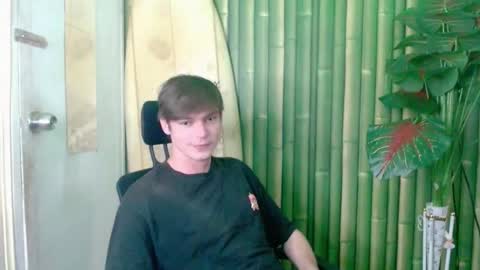 Snapshot of whiteboyinasia chatting on October 10, 8:41 am Christian online show from October 10, 8:41 am