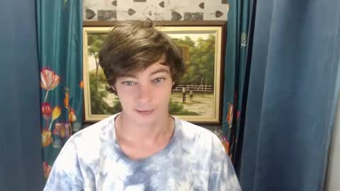 Snapshot of whiteboyinasia chatting on December 14, 4:01 am Christian online show from December 14, 4:01 am