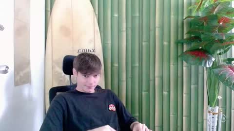 Snapshot of whiteboyinasia chatting on September 14, 4:14 am Christian online show from September 14, 4:14 am