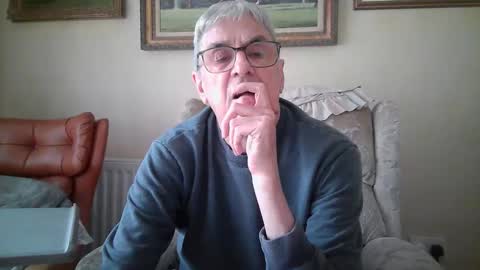 Snapshot of whitebriefs009 chatting on September 20, 1:55 pm whitebriefs009 online show from September 20, 1:55 pm