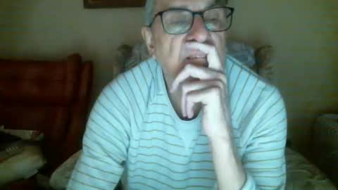 Snapshot of whitebriefs009 chatting on January 23, 9:18 am whitebriefs009 online show from January 23, 9:18 am