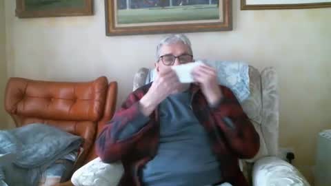 Snapshot of whitebriefs009 chatting on January 5, 1:15 pm whitebriefs009 online show from January 5, 1:15 pm