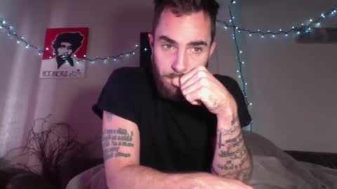 Snapshot of whitechocalate91 chatting on January 27, 10:06 pm just  str8 stud nut  1000 online show from January 27, 10:06 pm