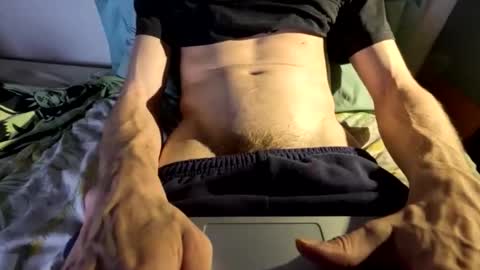 Mmmm online show from March 1, 1:05 am