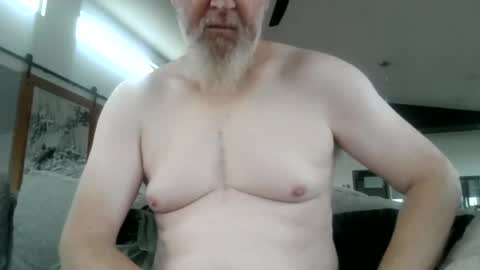 whitepantyman1973 online show from August 6, 5:02 am