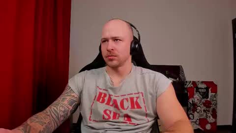 VI online show from February 5, 5:09 pm