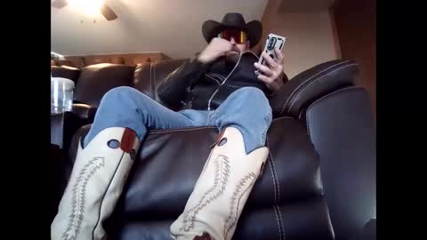 wibootdude online show from December 3, 7:44 pm