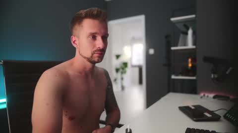 NiceeeCock online show from January 14, 9:45 am