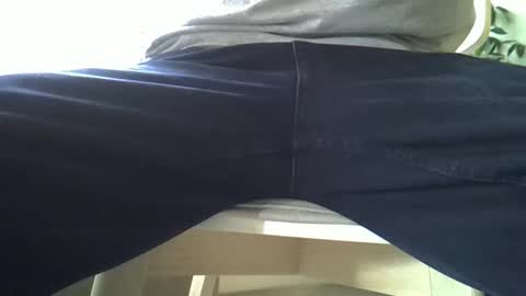 Snapshot of wifewatcher123 chatting on October 22, 8:18 am wifewatcher123 online show from October 22, 8:18 am