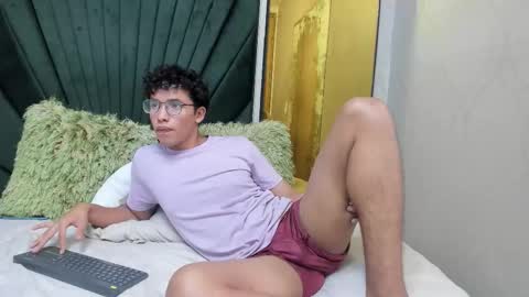 Sebas   online show from December 14, 1:45 am