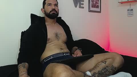 Snapshot of wilder_grey chatting on September 10, 8:29 pm Wilder Grey online show from September 10, 8:29 pm