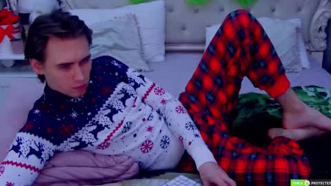 William online show from December 20, 3:24 am