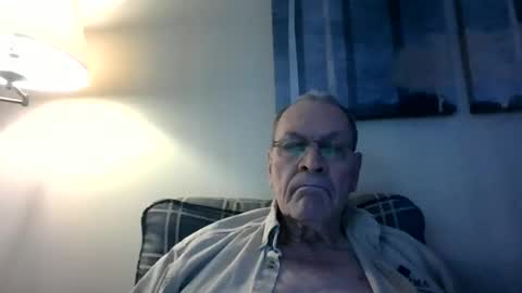 Willhedoher online show from December 13, 1:44 pm