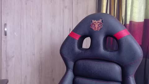 willy_veins online show from March 15, 12:56 pm