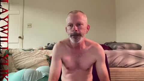 Snapshot of willylikestoplay74 chatting on December 15, 10:04 pm Twisted Will online show from December 15, 10:04 pm