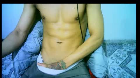 Snapshot of wilson_jhonson chatting on October 4, 7:02 am wilson_jhonson online show from October 4, 7:02 am