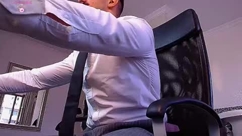 Snapshot of wilsonjules chatting on September 26, 5:38 am WilsonJules online show from September 26, 5:38 am