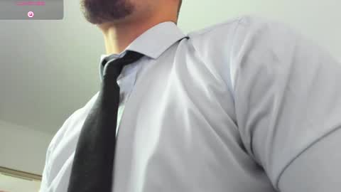 Snapshot of wilsonjules chatting on October 5, 5:55 am WilsonJules online show from October 5, 5:55 am