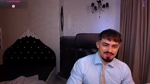 Snapshot of wilsonjules chatting on September 22, 5:07 am WilsonJules online show from September 22, 5:07 am