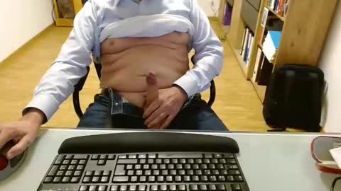 winterfreund99 online show from November 2, 1:37 pm