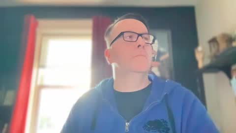 wintyr online show from March 11, 9:48 pm