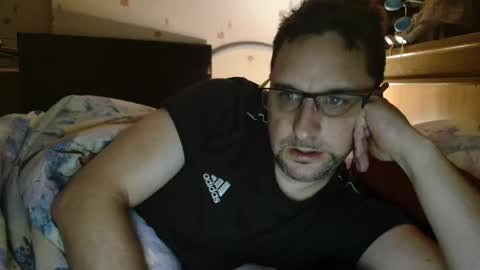 Snapshot of wirzwei8883 chatting on December 19, 8:23 pm Dirty online show from December 19, 8:23 pm