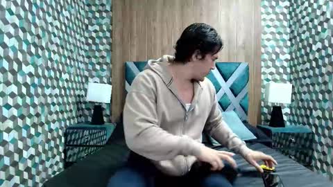 Wiston online show from February 15, 2:36 pm