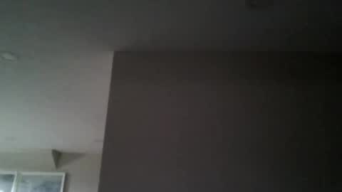 woodeee77 online show from April 19, 8:00 pm