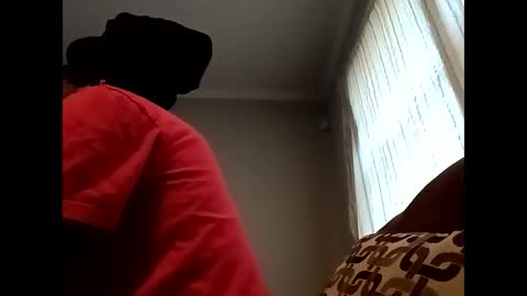 Snapshot of woodpipe69 chatting on December 15, 3:09 pm Woodpipe69 online show from December 15, 3:09 pm