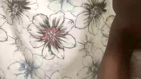 Snapshot of woodpipe69 chatting on March 6, 10:58 pm Woodpipe69 online show from March 6, 10:58 pm