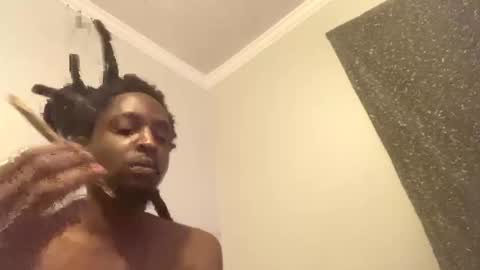 Snapshot of woodpipe69 chatting on February 21, 12:39 pm Woodpipe69 online show from February 21, 12:39 pm