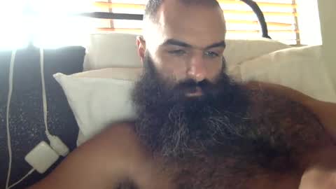 woof_wolf37 online show from October 8, 4:44 pm